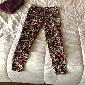 FINAL MARKDOWN ! Reebok Workout Leggings